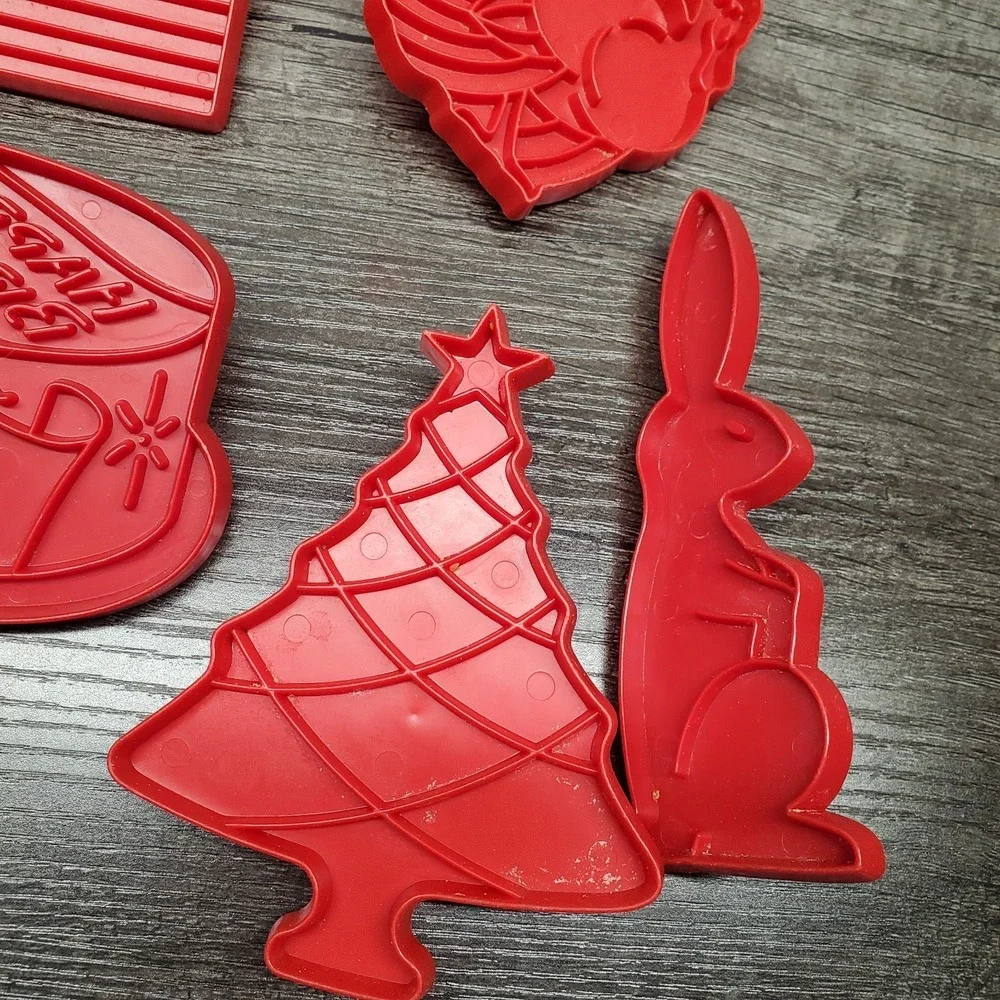 Vintage Tupperware Cookie Cutters Red Plastic Set Of 9 Retro Santa Tree Flag EUC